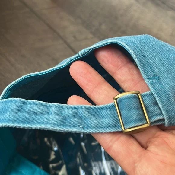 Cap - Picture 3 of 6